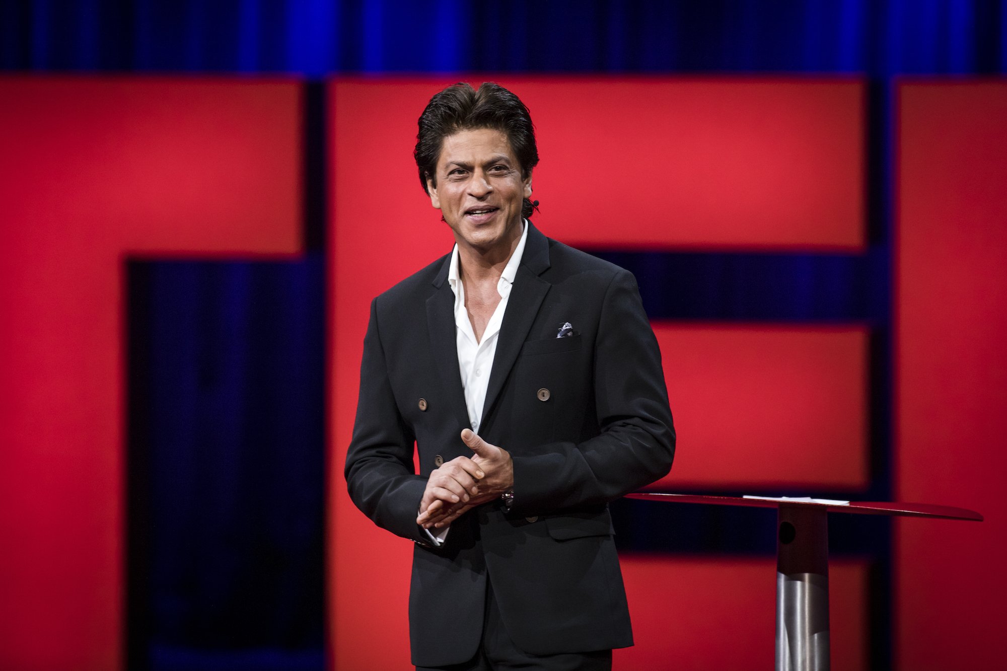 SHAHRUKH KHAN APOLOGISES