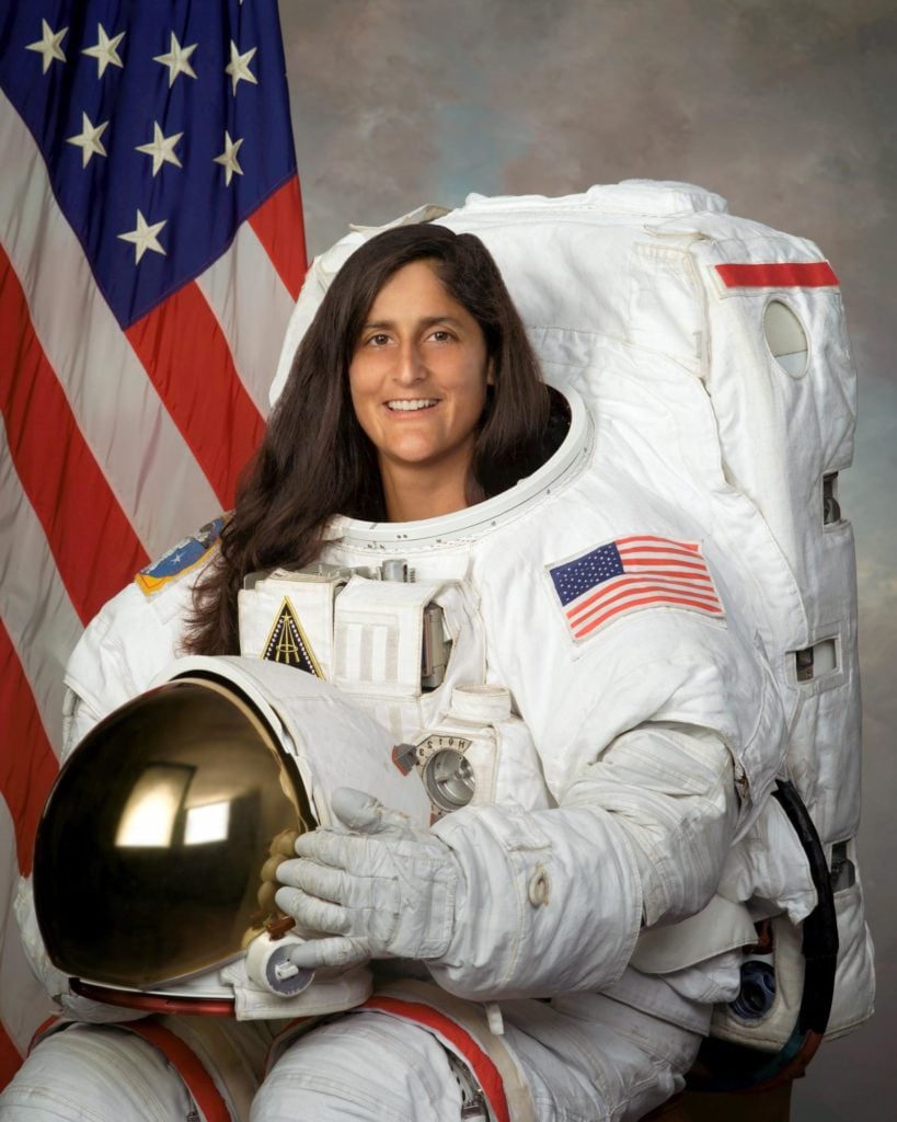 sunita williams returns america
